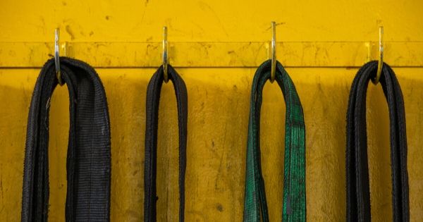 What to Know Before You Buy a Web Sling