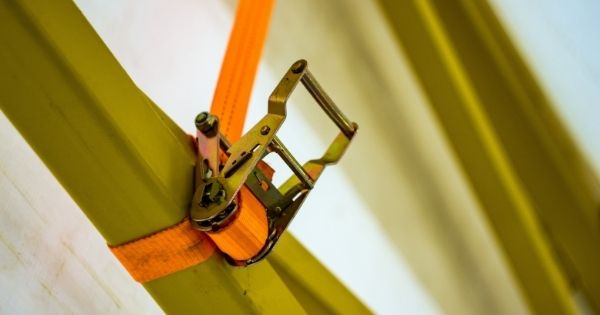 How To Select the Right Type of Ratchet Tie-Down Straps