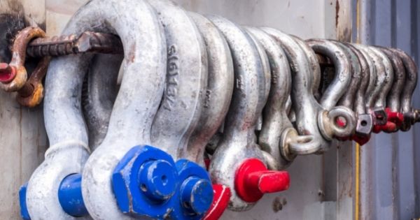 Things To Know When Using Anchor Shackles