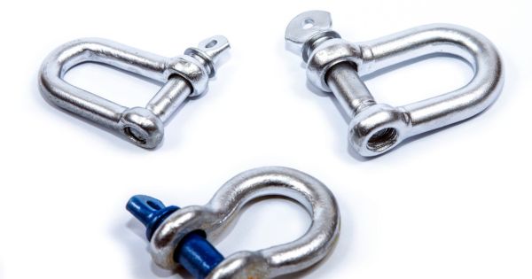 How Tight Should Your Screw Pin Anchor Shackles Be?
