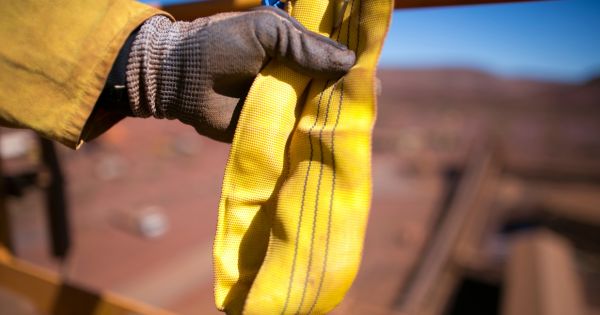 Tips on Choosing Strong Web Slings for Rigging