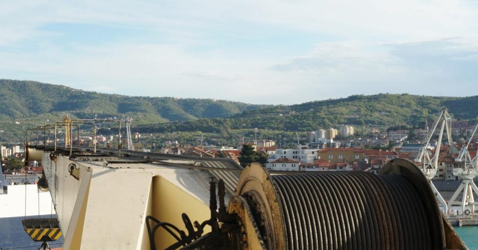 The Evolution of Rigging Techniques in Maritime Industries